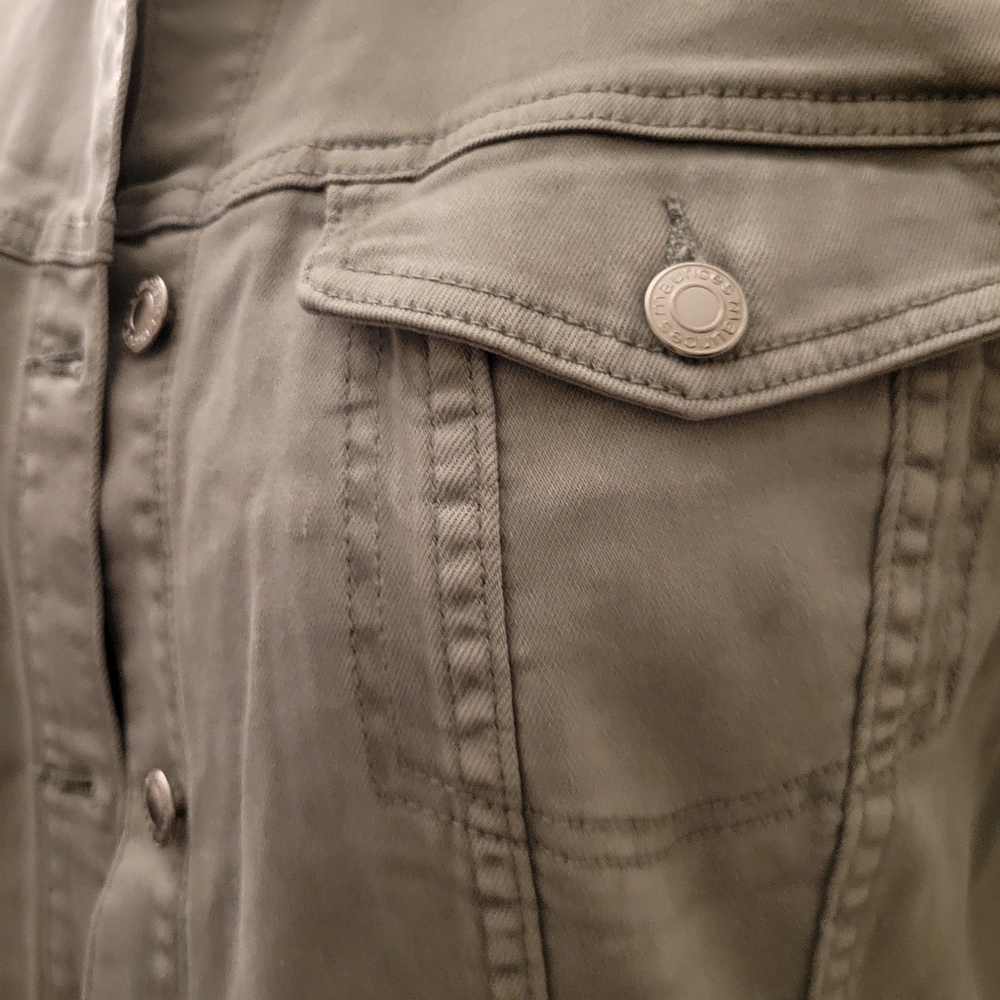 Denim jacket - Picture 4 of 6